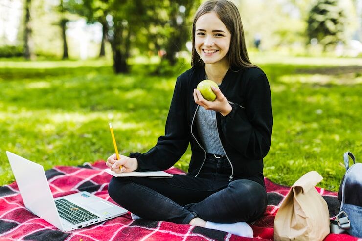 Campus Lifestyle Essentials Every Student Needs for a Successful Year